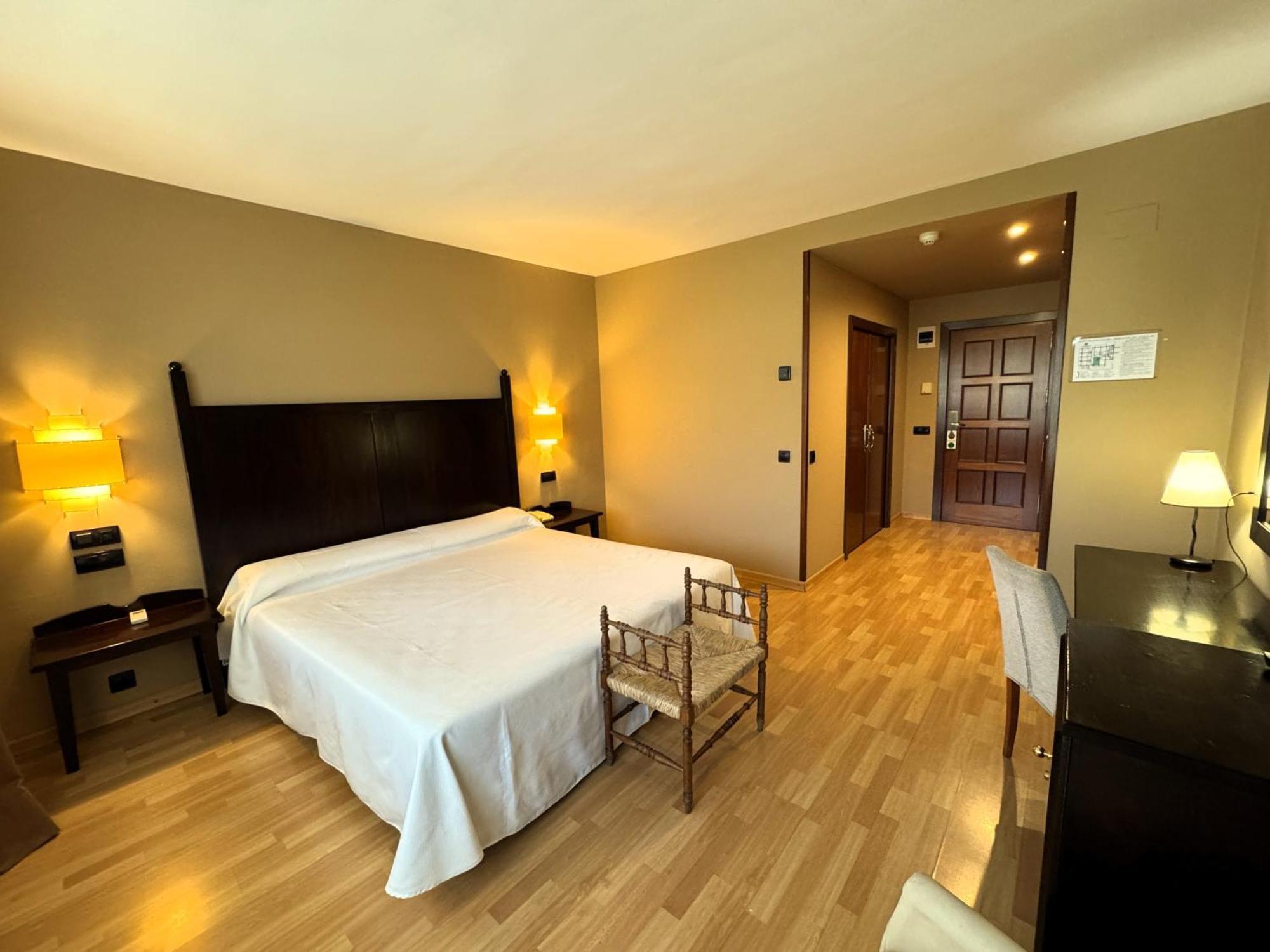 Hotel Cotiella Campo  Dış mekan fotoğraf