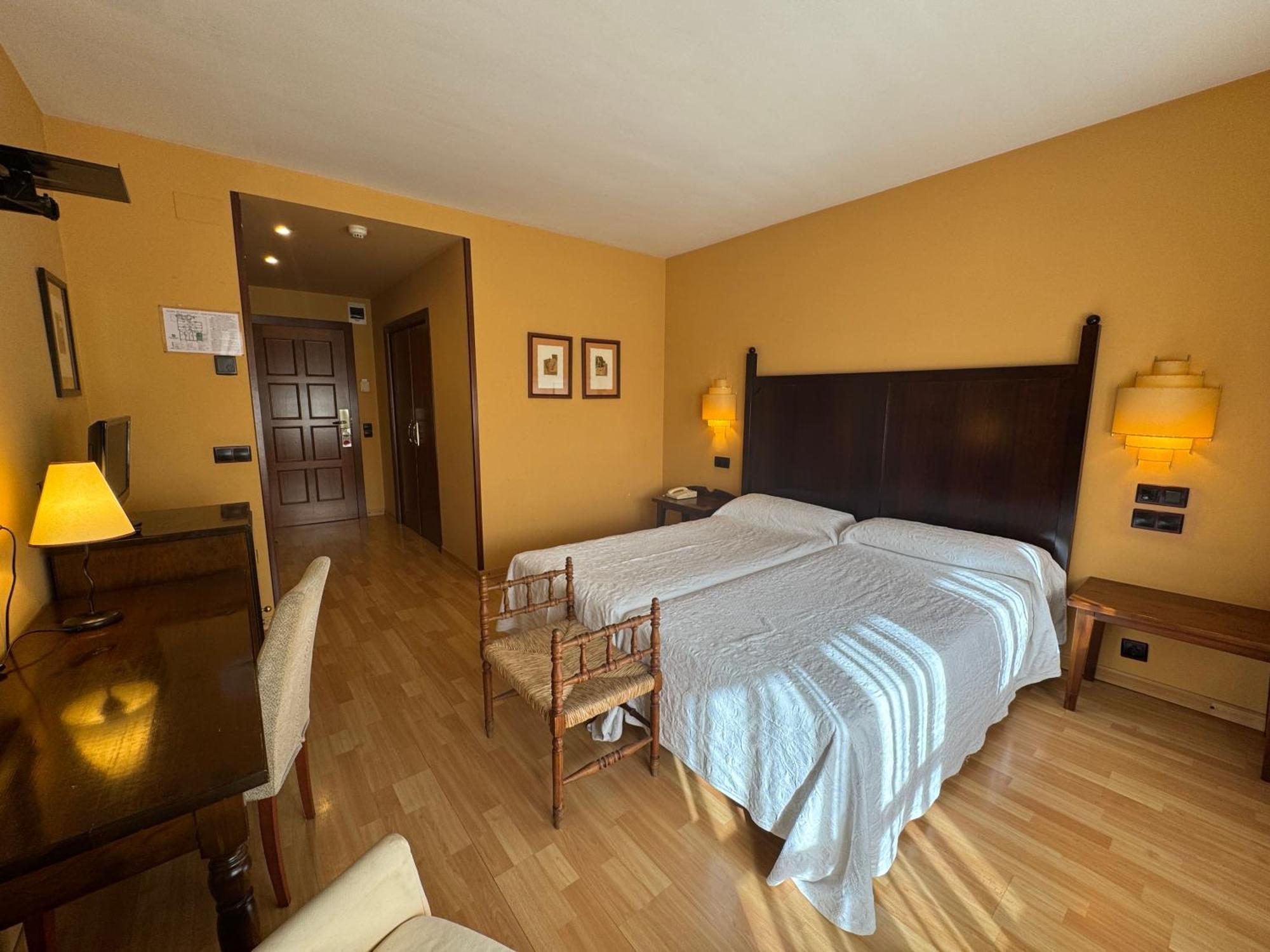 Hotel Cotiella Campo  Dış mekan fotoğraf