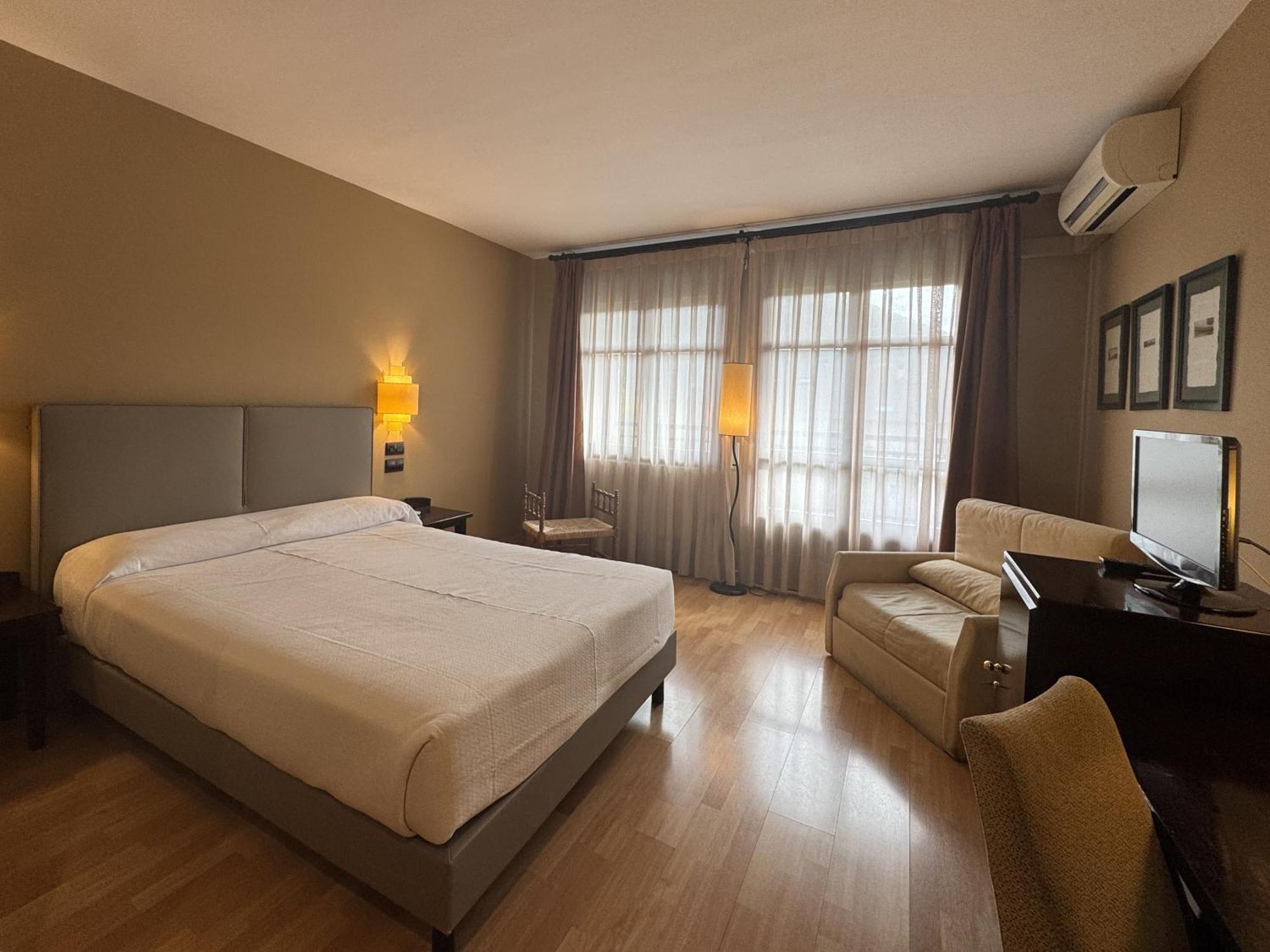 Hotel Cotiella Campo  Dış mekan fotoğraf